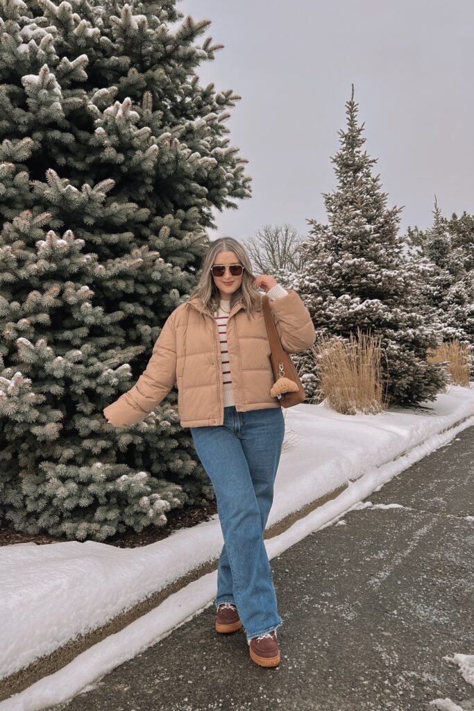 Beige Puffer Jacket + Striped Sweater + Blue Wide Leg Jeans
