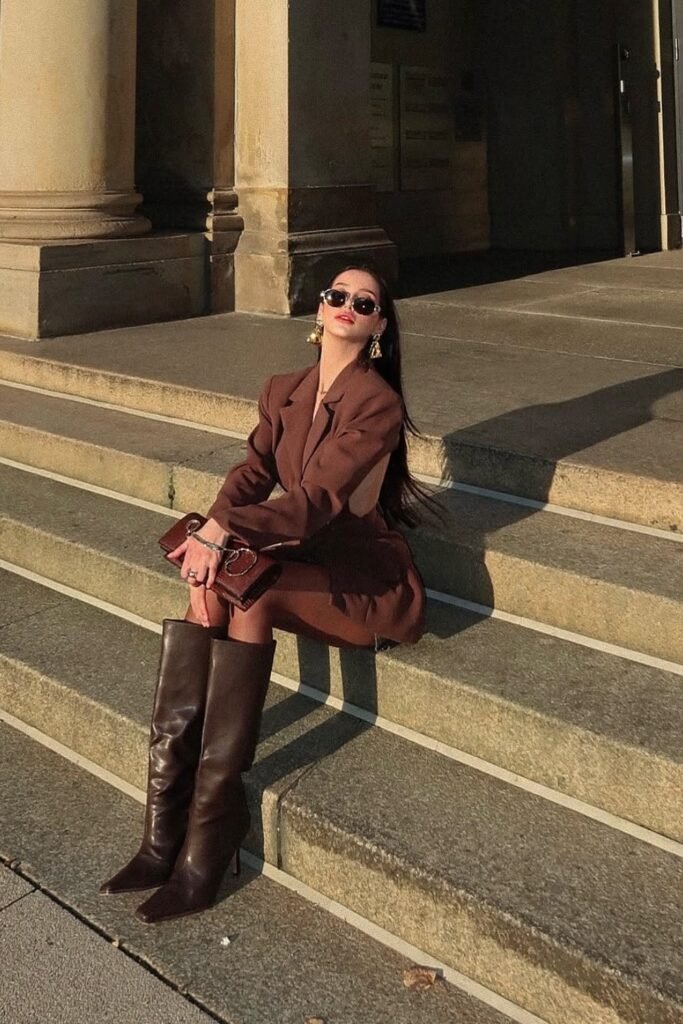 Brown Oversized Blazer Dress + Knee-High Brown Leather Boots + Brown Clutch