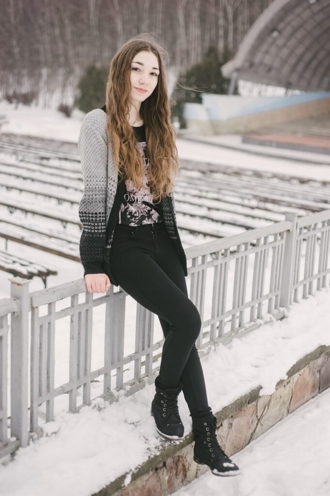 Grey Ombre Cardigan + Black Graphic Tee + Black Skinny Pants + Black Winter Boots