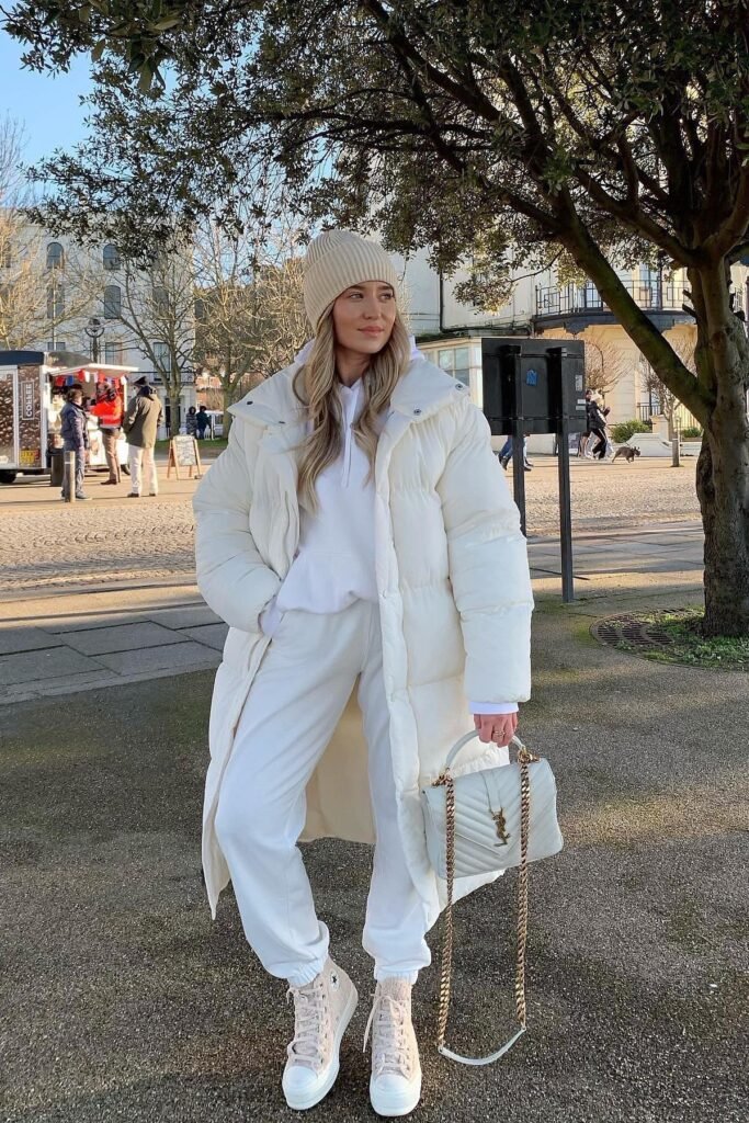 Long White Puffer Coat + White Hoodie & Joggers Set + Cream High Top Sneakers