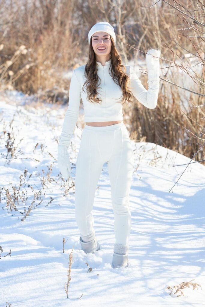 White Beanie & Crop Top + White High-Waist Pants + Grey Winter Boots