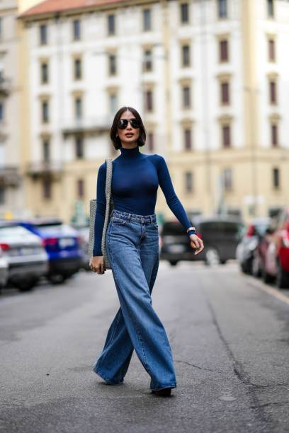 Long Sleeve Turtleneck And High Waisted Jeans
