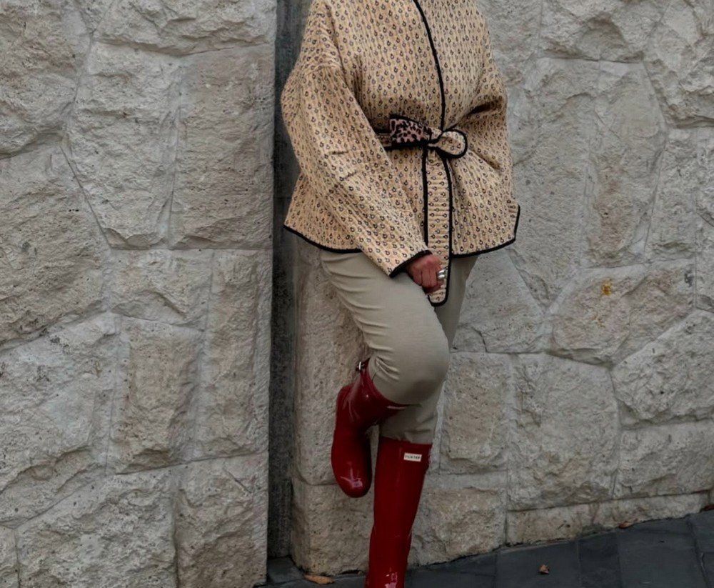 Beige Patterned Quilted Jacket (with Animal Print Belt) + Tan Trousers + Red Rain Boots
