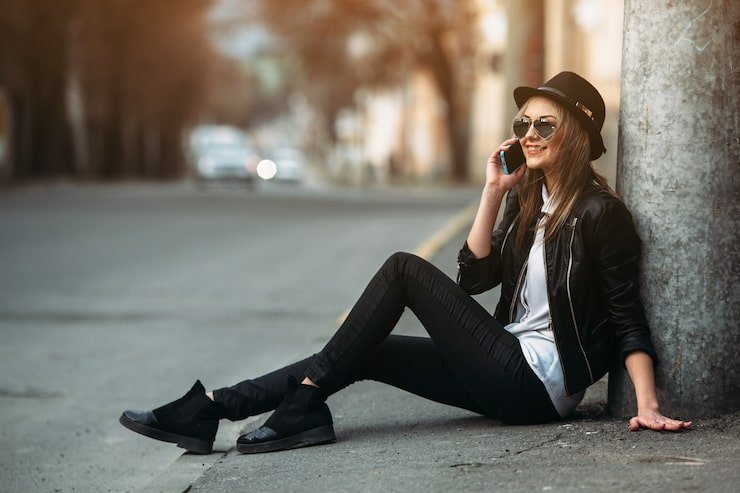 Black Jeans Outfit Ideas