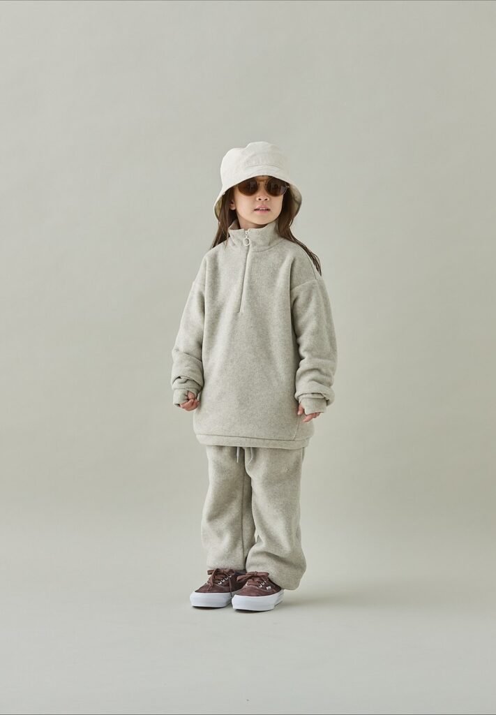 Light Grey Fleece Sweatshirt + Matching Fleece Pants + Brown Sneakers + White Bucket Hat