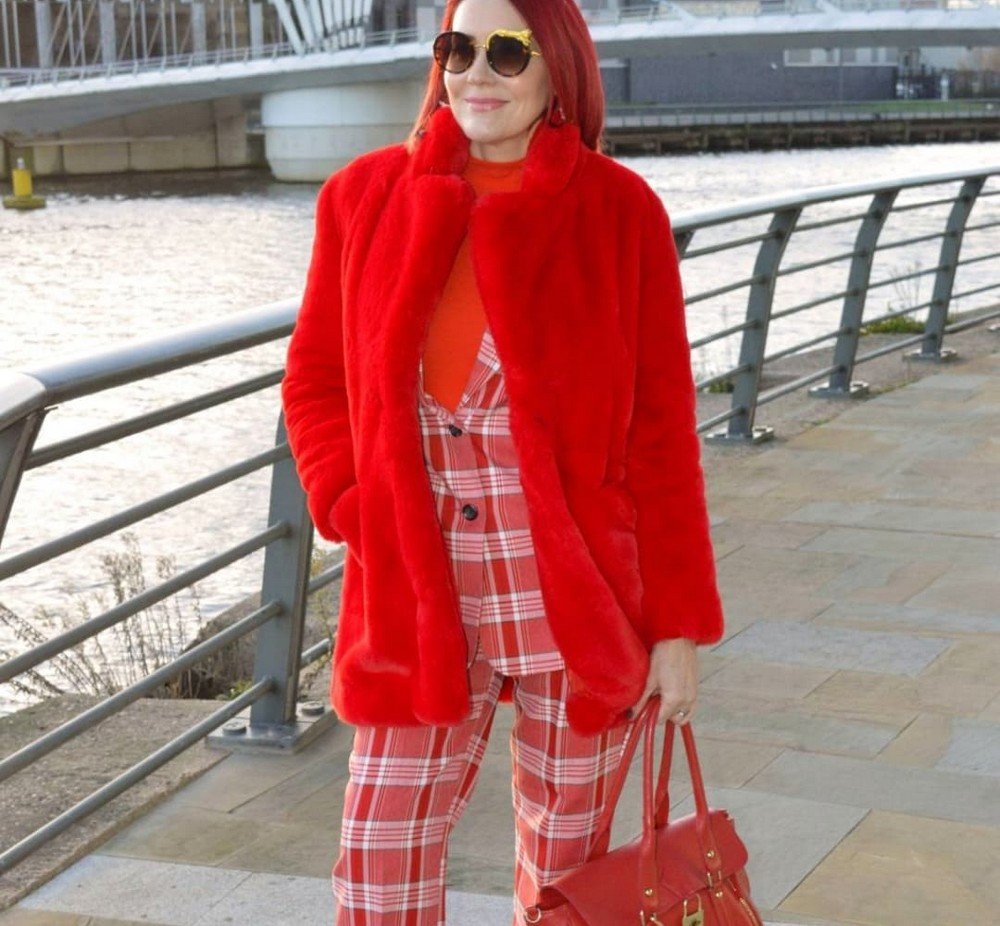 Red Faux Fur Coat + Orange Turtleneck + Red Plaid Suit (Vest and Trousers) + Red Tote Bag