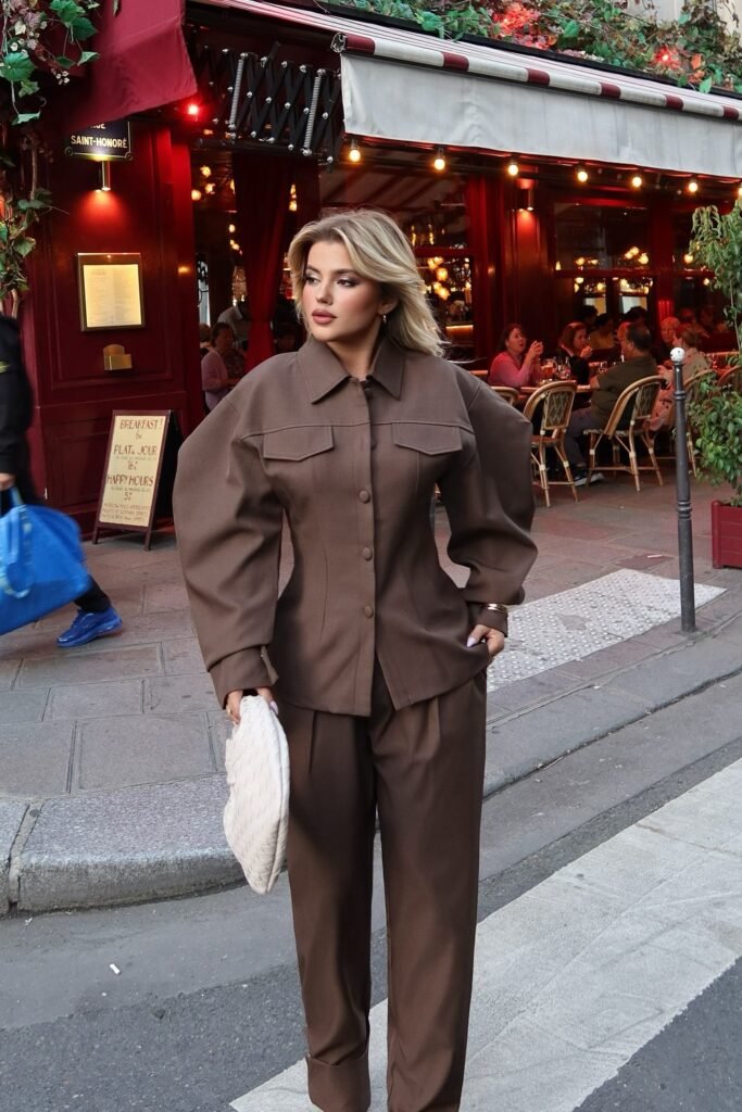 Structured Brown Suit Set with Oversized Shoulders + Matching Trousers + White Woven Handbag