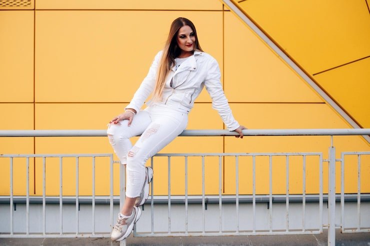 White Jeans Outfit Ideas