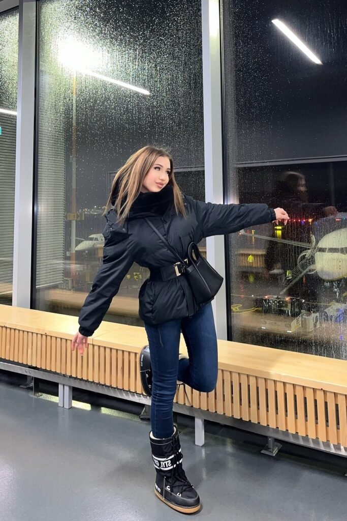 Black Belted Puffer Jacket + Dark Wash Skinny Jeans + Black Moon Boots