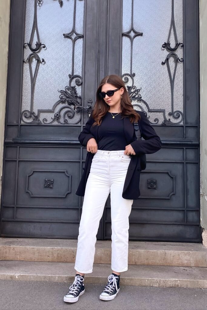 Black Crewneck Top + White High Waisted Straight Jeans + Black High Top Sneakers