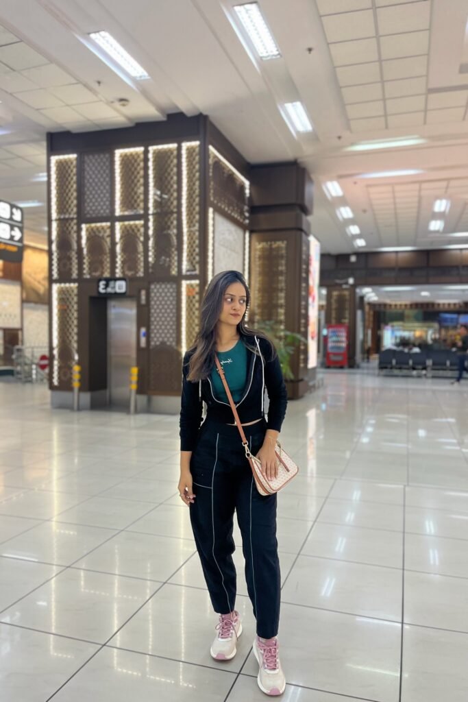 Black Zip-Up Hoodie + Dark Teal Crop Top + Black Joggers + Pink & White Sneakers