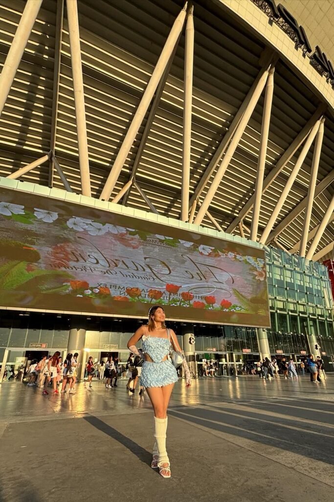 Blue Textured Co-ord Set + White Lace Gloves + White Leg Warmers + White Strappy Sandals