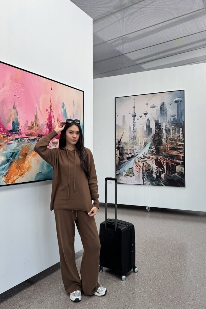 Chocolate Brown Hoodie + Matching Brown Wide-Leg Sweatpants + Metallic Silver Sneakers