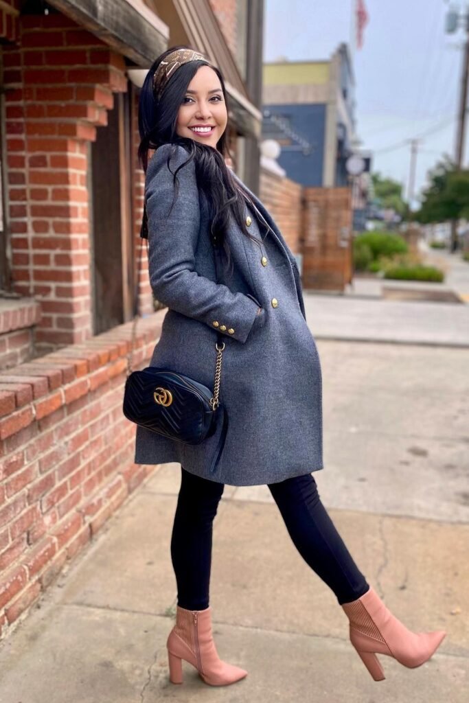 Grey Double-Breasted Wool Coat + Black Skinny Jeans + Dusty Rose Pointed-Toe Boots