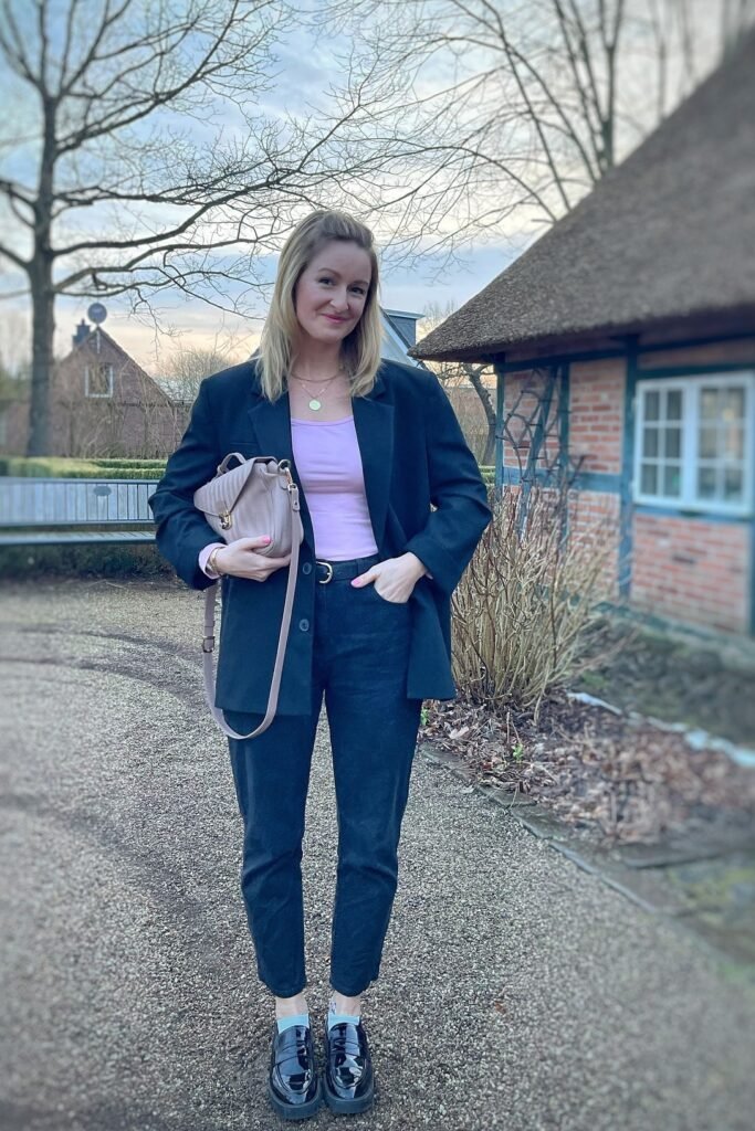 Oversized Black Blazer + Lavender Bodysuit + Black Straight-Leg Jeans + Black Platform Loafers