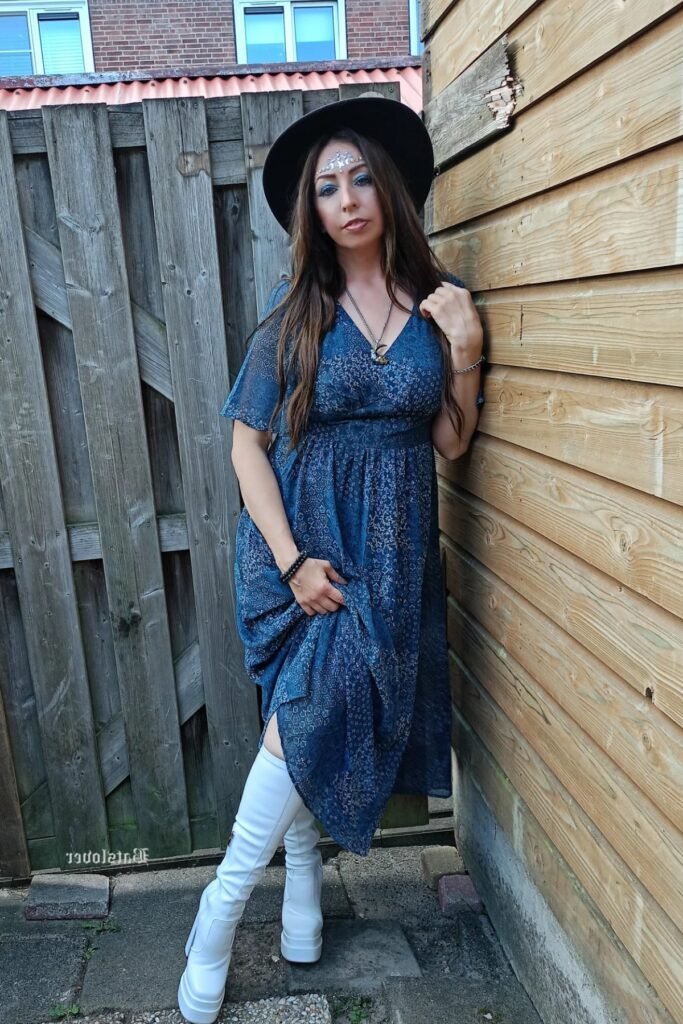 Patterned Blue Midi Dress + White Platform Boots + Black Wide-Brim Hat