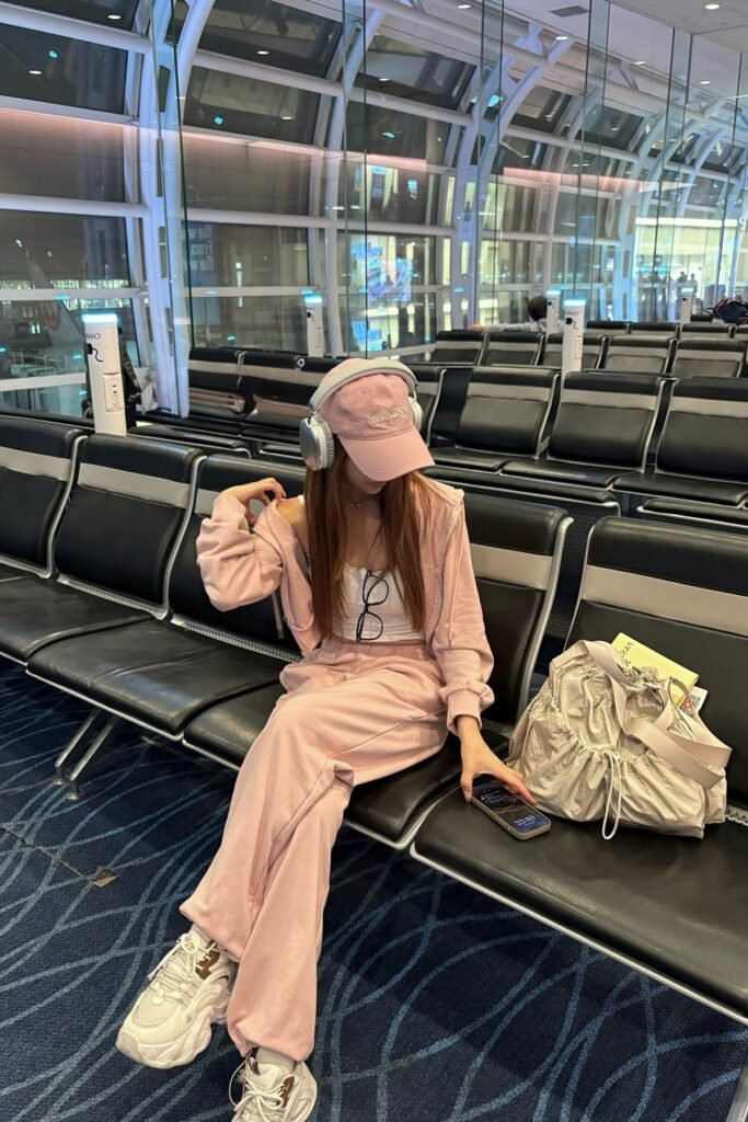 Pink Zip-Up Hoodie + Pink Sweatpants + White Chunky Sneakers