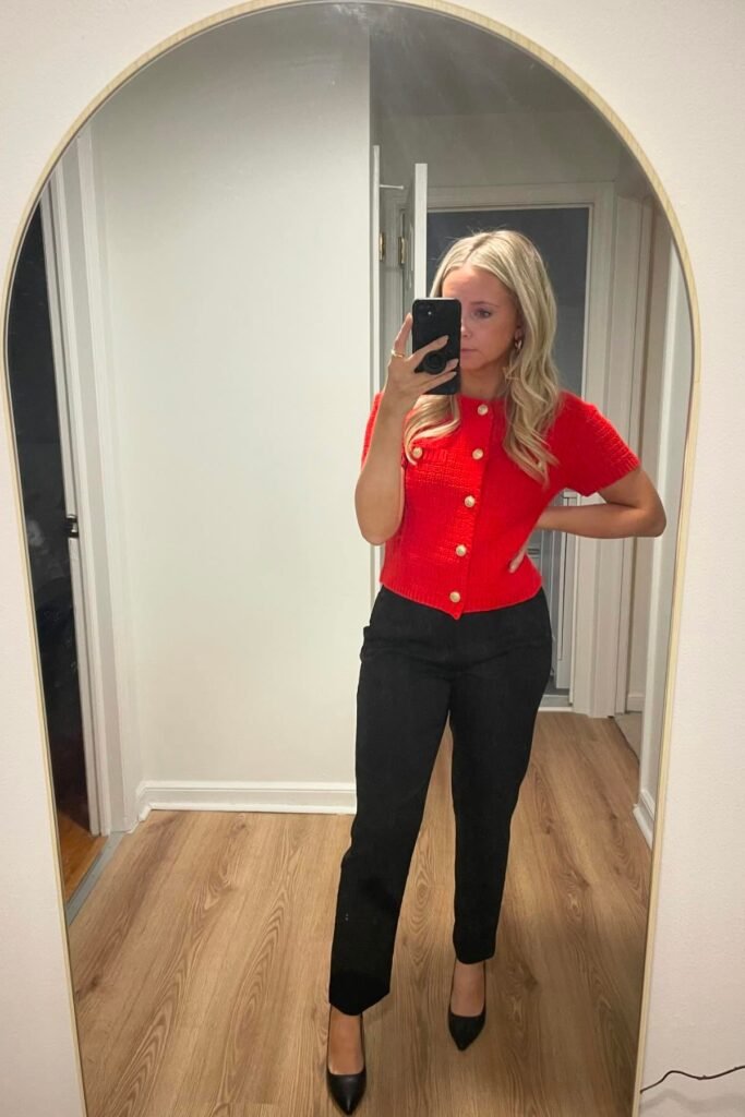 Red Short-Sleeve Textured Cardigan + Black Slim-Fit Trousers + Black Pointed Pumps