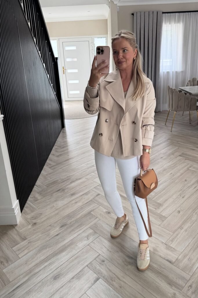 Beige Short Trench Coat + Oatmeal Sweater + White Skinny Jeans + Beige Sneakers