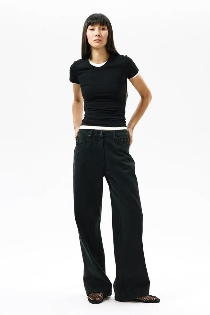 Black Slim-Fit T-Shirt + Black Baggy Jeans + Black Mesh Flats