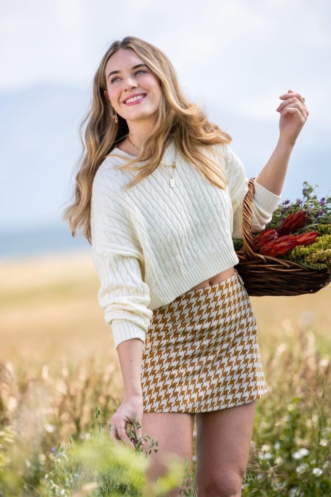 Cream Cable-Knit Cropped Sweater + Yellow and White Houndstooth Mini Skort