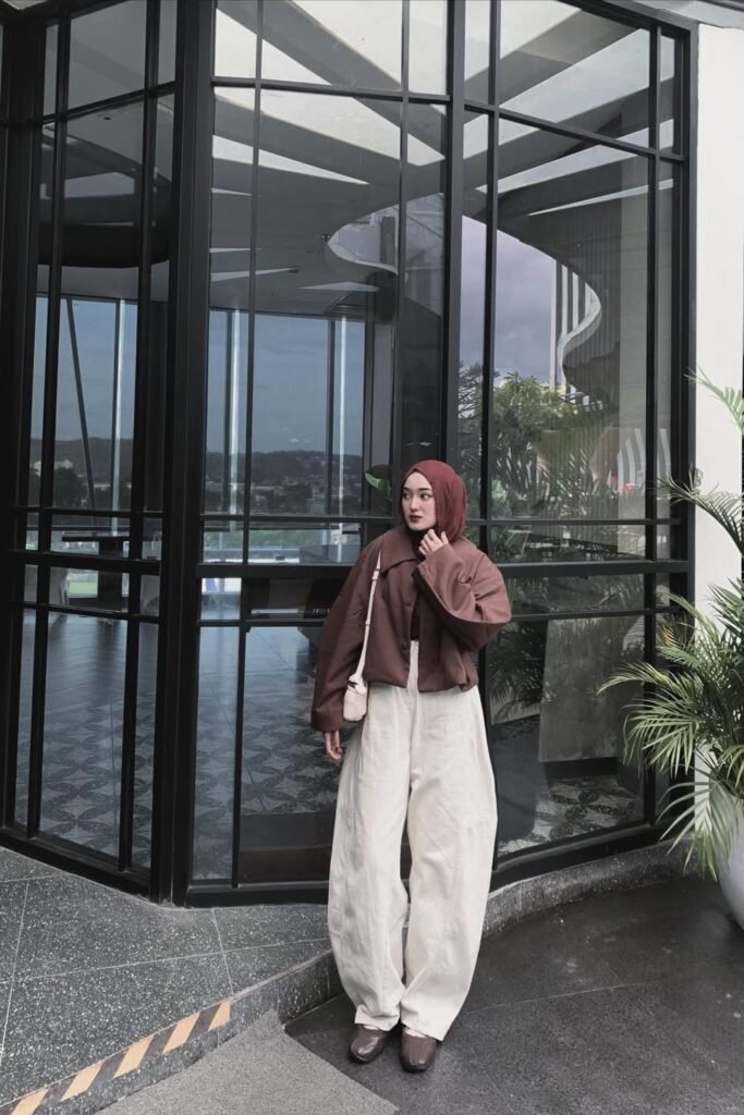 Cropped Brown Jacket + Off-White Barrel Jeans + Dark Brown Loafers