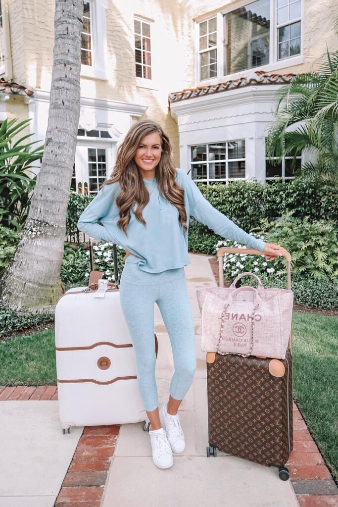 Light Blue Hoodie & Legging Set + White Low-Top Sneakers + Pink Canvas Tote