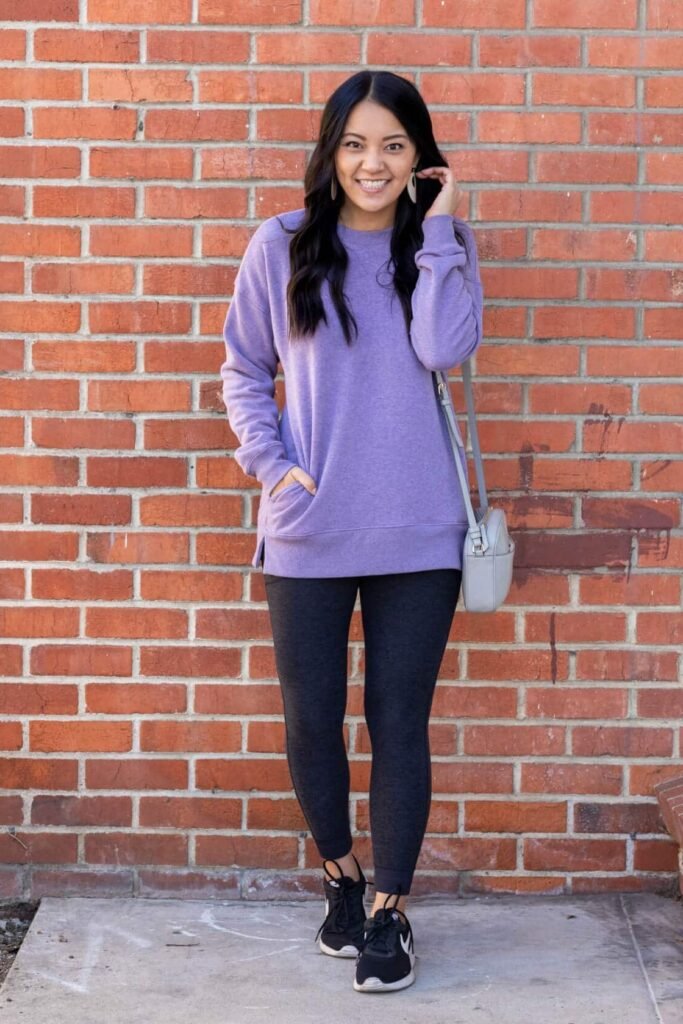 Purple Crewneck Sweatshirt + Grey Heathered Leggings + Black & White Athletic Sneakers