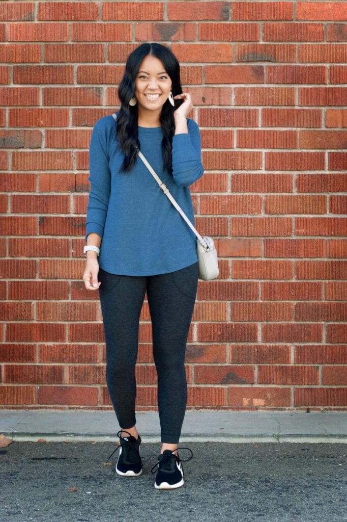 Teal Long-Sleeve Shirt + Grey Heathered Leggings + Black & White Athletic Sneakers