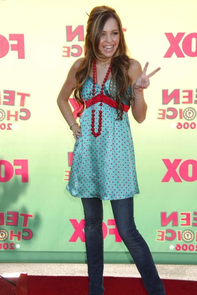 Teal Polka-Dot Baby Doll Dress + Dark Wash Skinny Jeans + Red Beaded Necklace