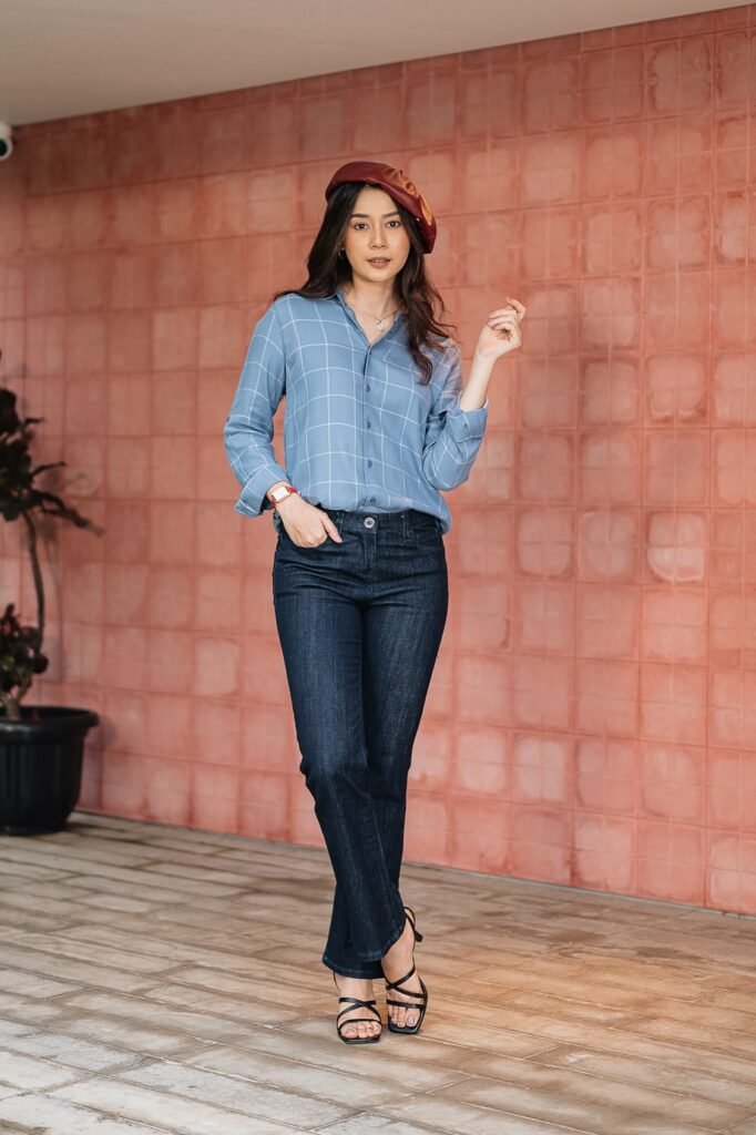 Blue Windowpane Check Shirt + Dark Wash Straight Jeans + Burgundy Beret + Black Strappy Sandals