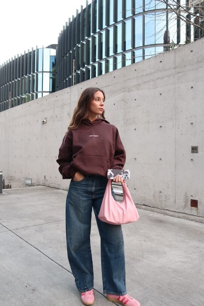 Chocolate Brown Hoodie + Dark Wash Baggy Jeans + Pink Sneakers