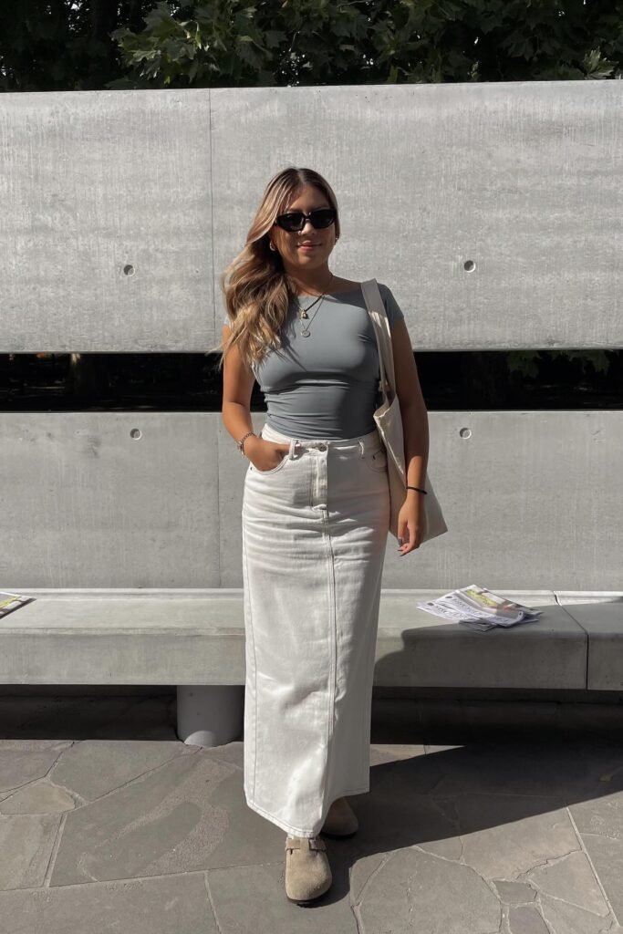 Grey Fitted T-Shirt + White Denim Maxi Skirt + Beige Clogs