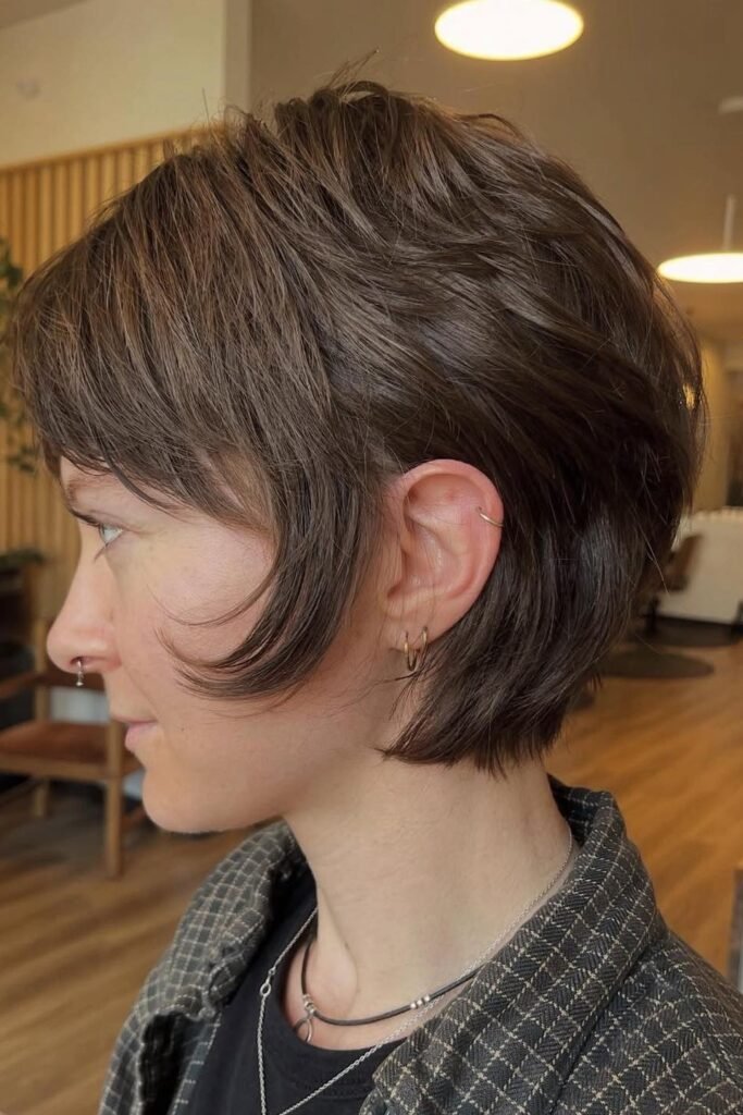 Classic Feathered Bob with Soft C-Curve Layers