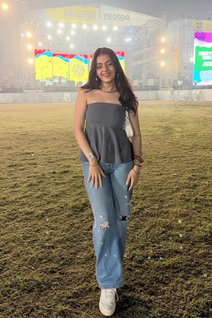 Grey Peplum Tube Top + Distressed Blue Jeans + White Sneakers