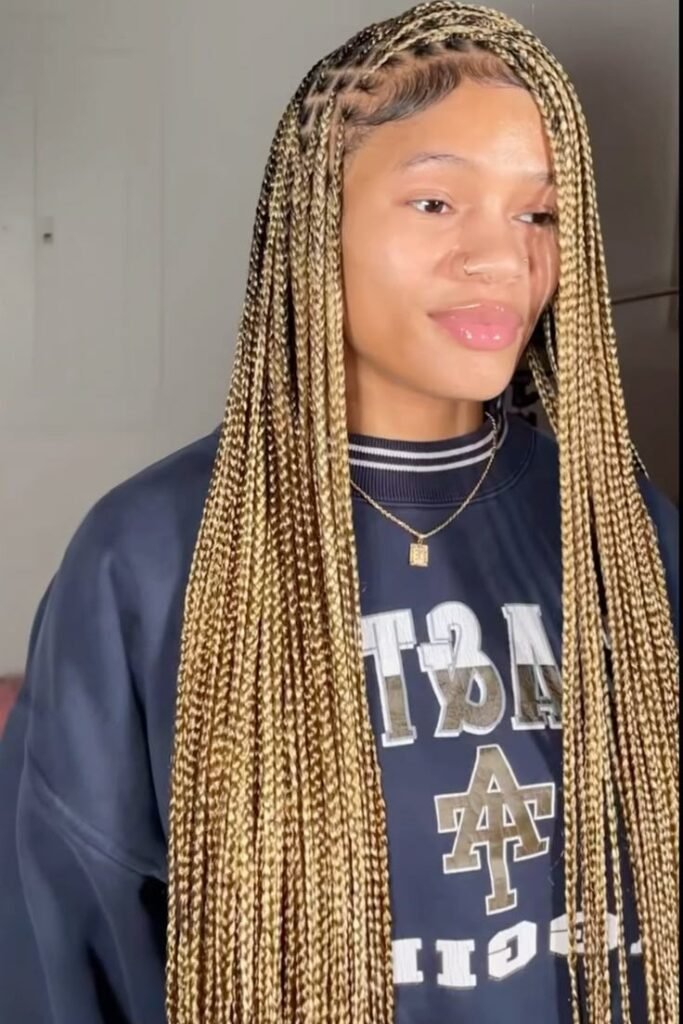 Knotless Box Braids in Sandy Blonde with Laid Edges