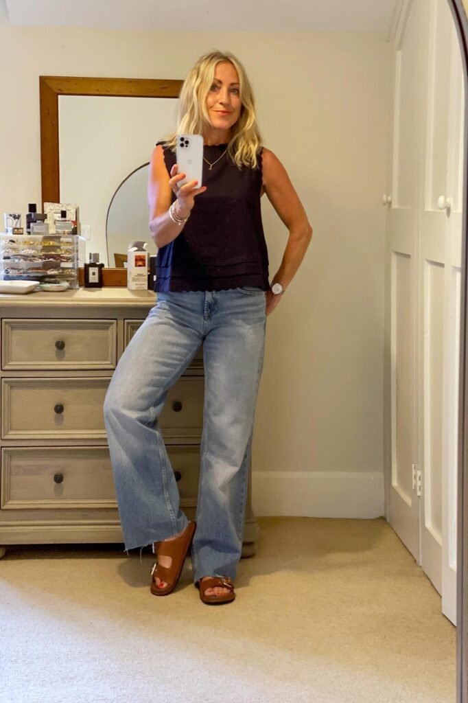 Navy Scalloped Sleeveless Top + Loose Fit Light Wash Jeans + Brown Double-Strap Sandals