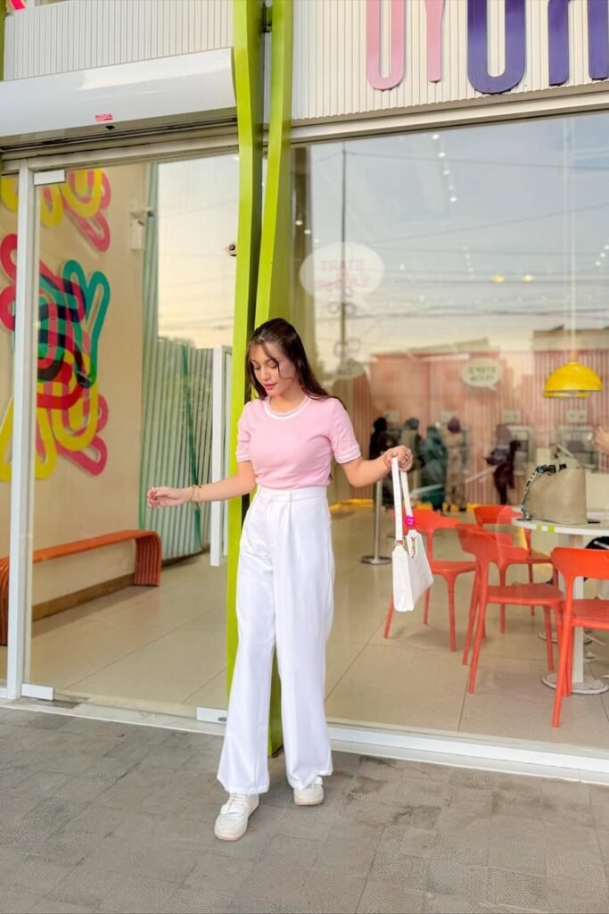Pink Fitted T-shirt + White Wide-Leg Trousers + White Sneakers