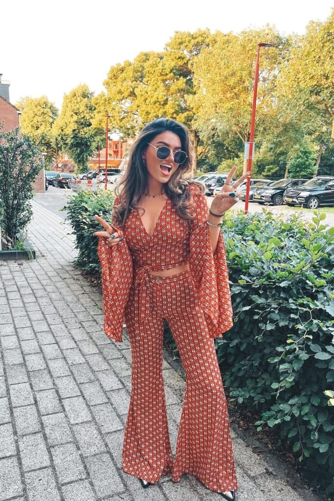 Red and White Geometric Print Bell-Sleeve Crop Top + Matching Flare Pants + Silver Pointed-Toe Heels