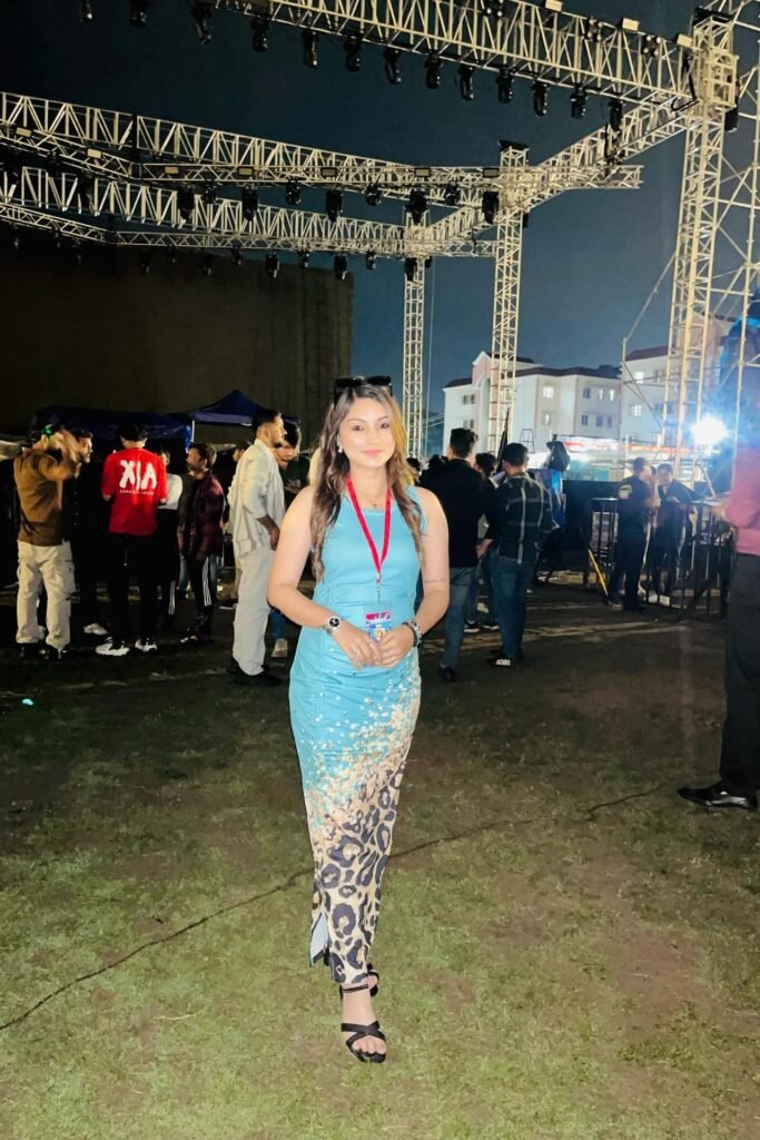 Turquoise and Leopard Print Maxi Dress + Black Strappy Heeled Sandals