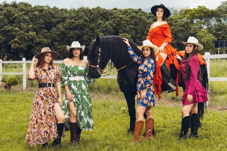 Vaquera Outfit Mexican: 20 Stunning Traditional & Modern Looks
