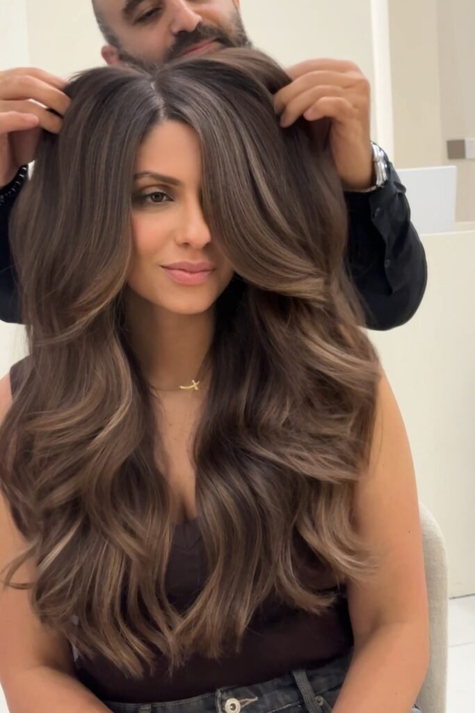 Voluminous Blowout with Face-Framing Layers