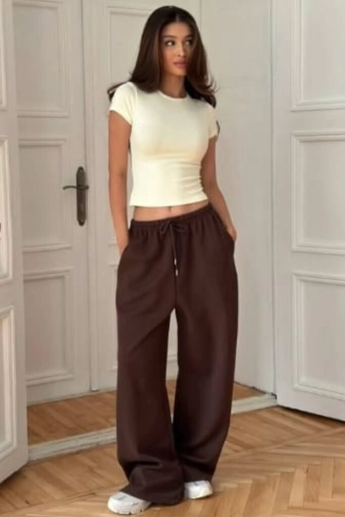 White Short-Sleeve T-Shirt + Dark Brown Baggy Sweatpants + White Sneakers