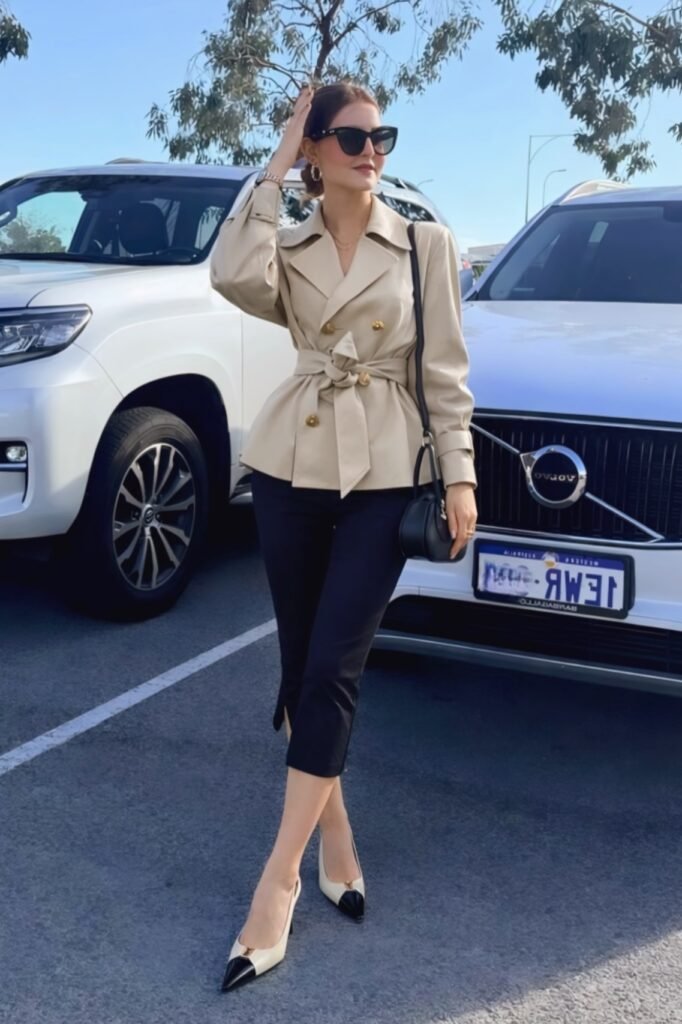 Beige Belted Double Breasted Short Trench Coat + Black Cropped Skinny Pants + Black Toe Beige Slingback Heels