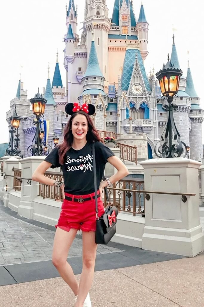 Black Graphic Minnie Mouse T Shirt + Red Denim Shorts + White Sneakers