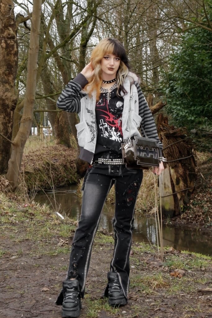 Black Graphic T Shirt + Grey Striped Zip Up Hoodie + Distressed Black Flare Jeans + Chunky Black Platform Boots