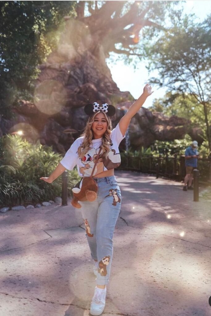 White Chip 'n' Dale Graphic T Shirt + Graphic Light Wash Jeans + White Sneakers